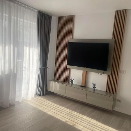 Luxury Apartment Piteşti Exterior foto